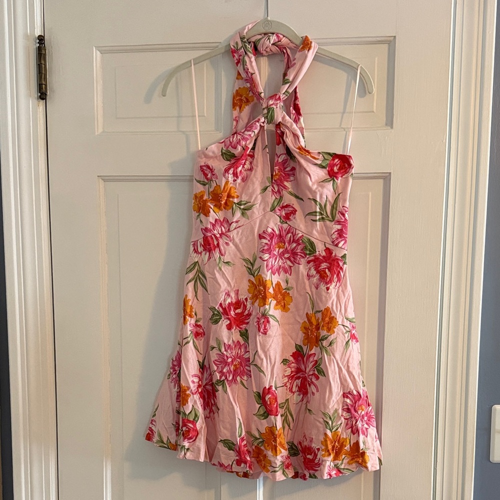 Francesca’s Floral Halter Dress in Shades of Pink and Orange NWT
